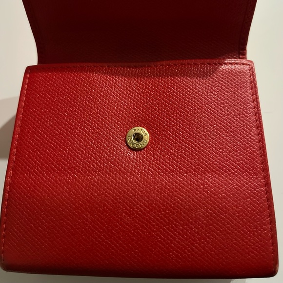 Chanel Red Wallet with date code - Picture 4 of 10